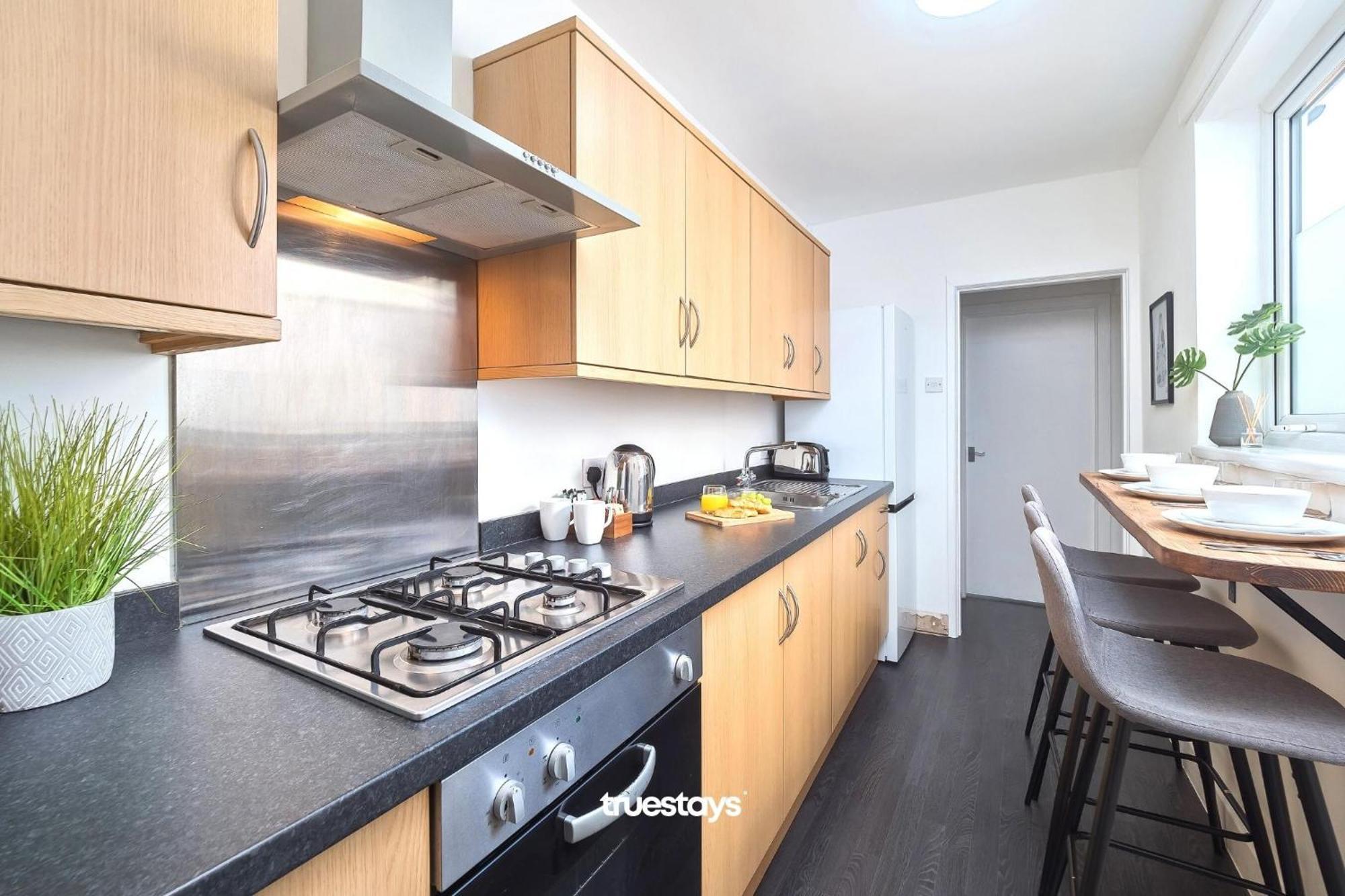 Penkhull House By Truestays - 4 Bedroom House In Stoke-On-Trent Dış mekan fotoğraf