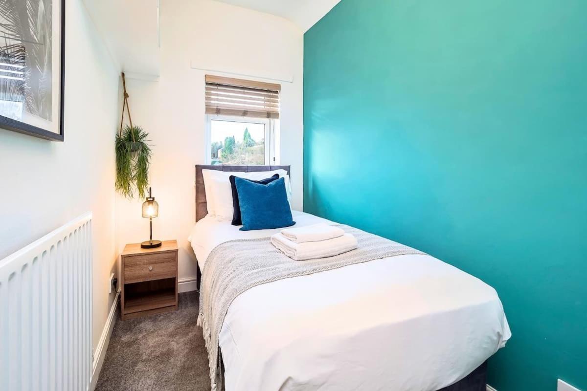 Penkhull House By Truestays - 4 Bedroom House In Stoke-On-Trent Dış mekan fotoğraf