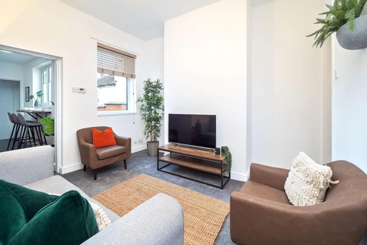 Penkhull House By Truestays - 4 Bedroom House In Stoke-On-Trent Dış mekan fotoğraf